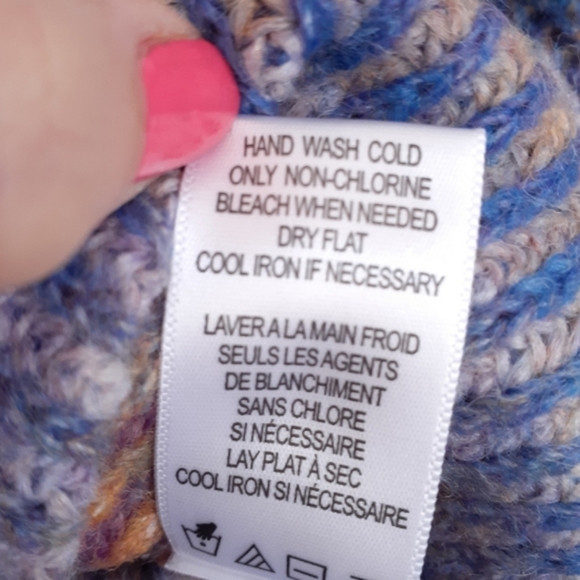 Wildfox Long Sleeve Bell Sweater - Picture 7 of 7